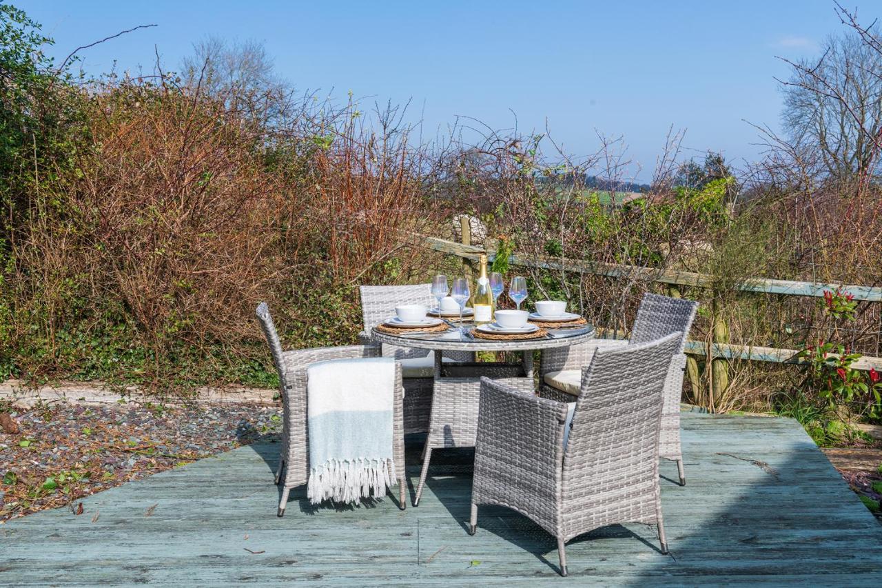 Beautiful Countryside Cottage On The North Wales Coast Abergele Exterior photo